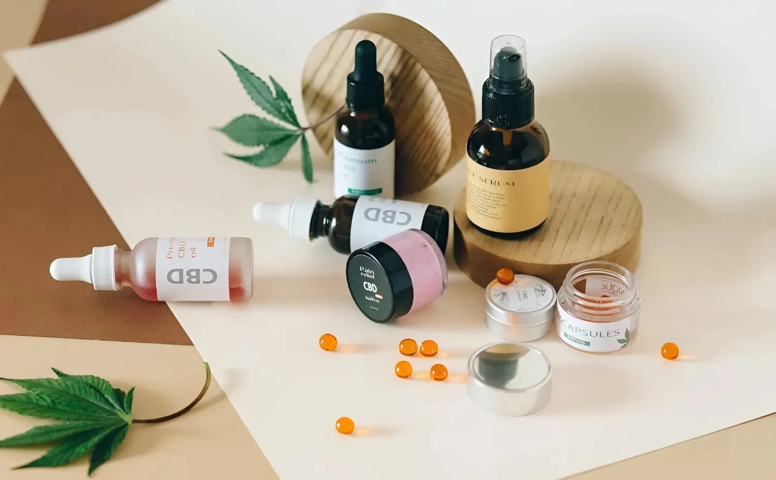 Read more about the article CBD olajak vagy kapszulák: Melyik jobb Önnek?