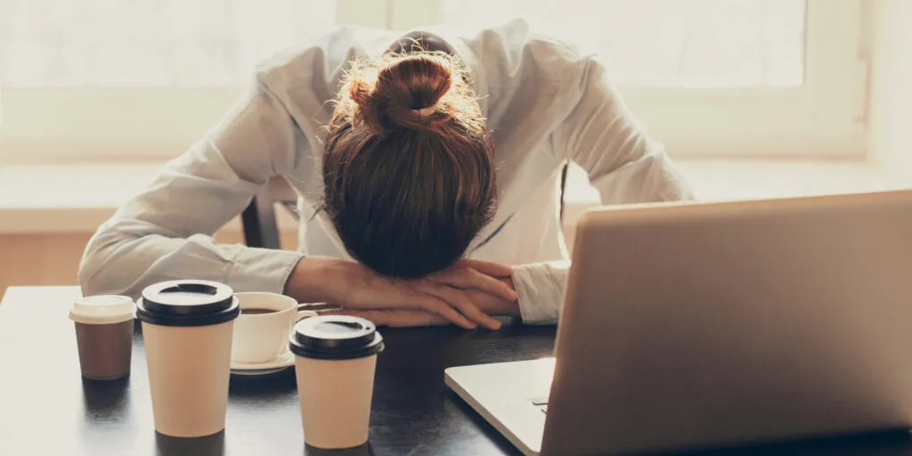 Read more about the article Hogyan segíthet a CBD a kimerülésben?